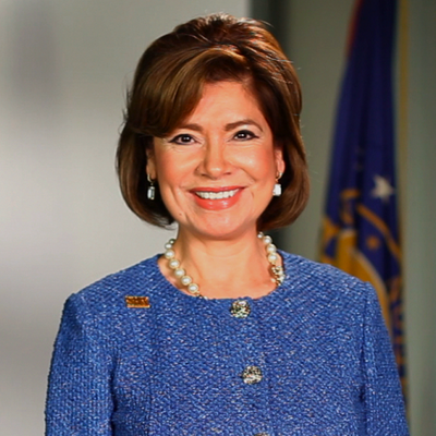 photo of SBA Administrator Maria Contreras-Sweet